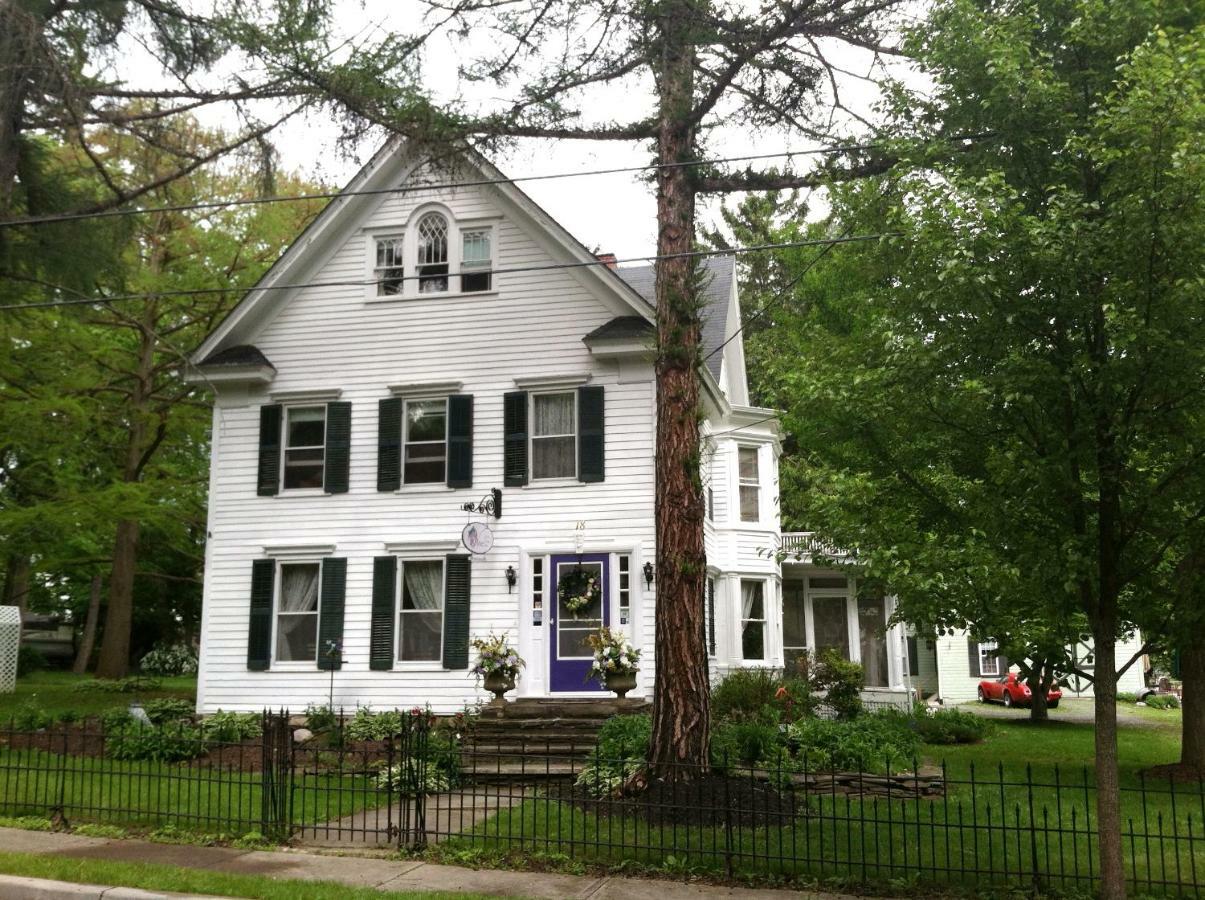 18 Vine Inn & Carriage House Hammondsport Extérieur photo